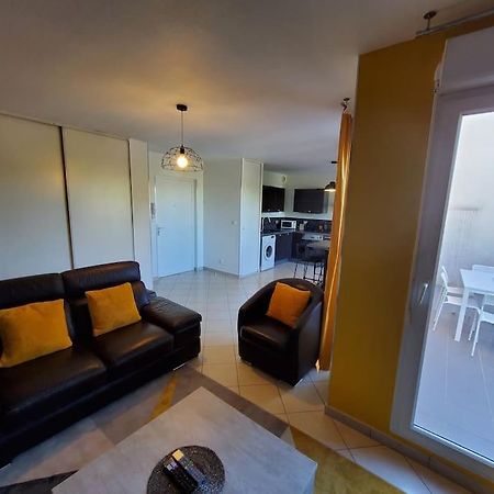 T4 Terrasse Et Box - Groupama Stadium-Eurexpo-Lyon Мезье Экстерьер фото